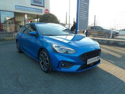 Second-hand Ford Focus ST-Line 182 CP (133 kW) 2020 Albastru Berlinǎ