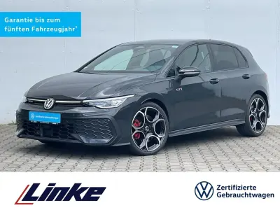 Gebraucht VW Golf VIII Style 265 PS (194 kW) 2025 Uranograu Limousine