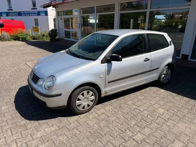 Gebraucht VW Polo 54 PS (39 kW) 2004 Silber Kleinwagen