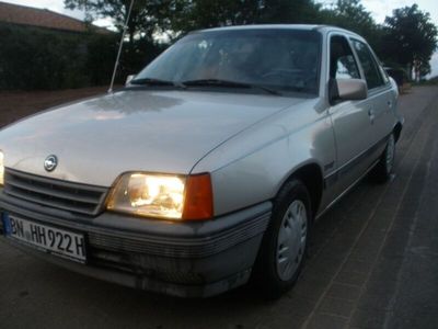 Gebraucht Opel Kadett 75 PS (55 kW) 1991 Beige Limousine