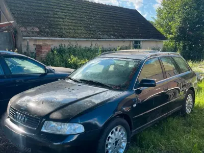 Gebraucht Audi A4 2001 Schwarz Kombi