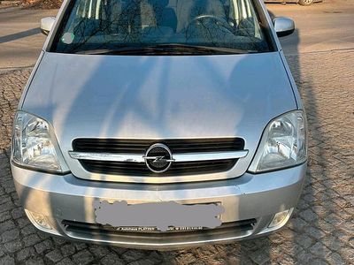 Gebraucht Opel Meriva 101 PS (74 kW) 2004 Silber Van / Kleinbus