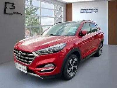 Gebraucht Hyundai Tucson Style 177 PS (130 kW) 2017 Rot SUV