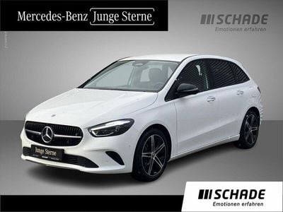 Gebraucht Mercedes B200 Progressive 163 PS (119 kW) 2023 Andere farbe Van / Kleinbus