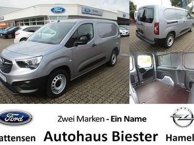 Gebraucht Opel Combo 131 PS (96 kW) 2023 Kontrast grau metallic (metallic) Van