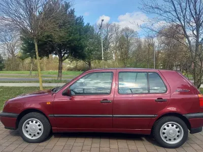 Gebraucht VW Golf III 75 PS (55 kW) 1994 Rot Limousine