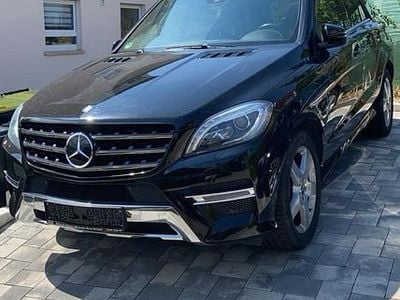 Gebraucht Mercedes ML350 258 PS (189 kW) 2014 Schwarz SUV