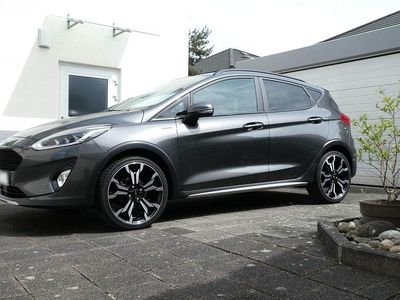 Second-hand Ford Fiesta Active X 125 CP (91 kW) 2020 Gri Hatchback