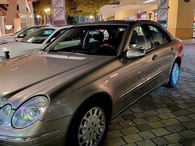 Mercedes E270