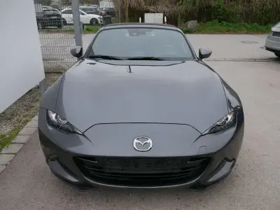 Usata Mazda MX5 184 CV (135 kW) 2024 Grigio Cabrio