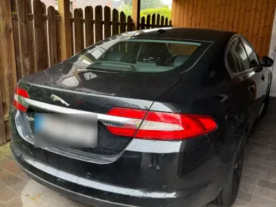 Gebraucht Jaguar XF 190 PS (139 kW) 2012 Schwarz Limousine