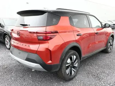 Neu Opel Frontera 136 PS (100 kW) 2026 Kanyon orange metallic / dach sc kanyon orange metallic / dach sc SUV