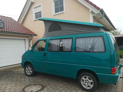 Usado VW Multivan 110 HP (80 kW) 1995 Verde Monovolume