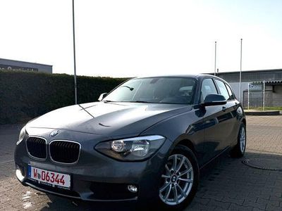 Gebraucht BMW 116 136 PS (100 kW) 2012 Grau Kleinwagen