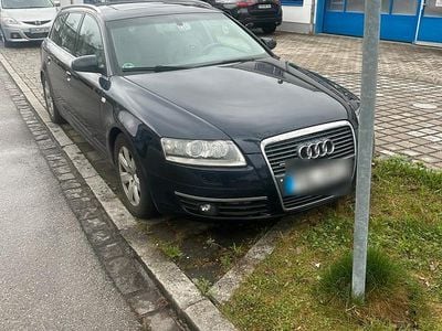 Usado Audi A6 225 HP (165 kW) 2005 Azul Carrinha