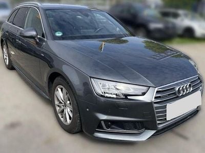 Używany Audi A4 S-line plus 190 KM (139 kW) 2018 Szary Kombi