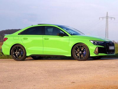 Second-hand Audi RS3 Sport 400 CP (294 kW) 2025 Verde Berlinǎ