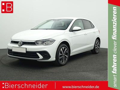 Weiss Gebraucht 2024 VW Polo Move Limousine | 18.750 € (Guter Preis)