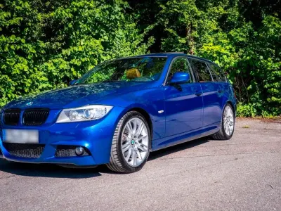 Gebraucht BMW 330 M Sport 245 PS (180 kW) 2012 Blau Kombi