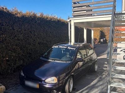 Gebraucht Opel Corsa 60 PS (44 kW) 1996 Violet Kleinwagen