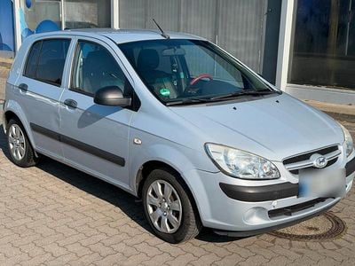 Gebraucht Hyundai Getz 63 PS (46 kW) 2009 Silber Kleinwagen