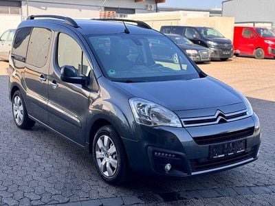 Gebraucht Citroën Berlingo SELECTION 99 PS (72 kW) 2018 Grau Van / Kleinbus