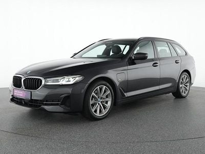 Gebraucht BMW 530e Shadowline 292 PS (214 kW) 2022 Sophistograu Limousine