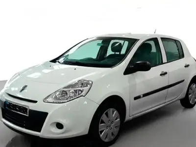 Gebraucht Renault Clio IV 75 PS (55 kW) 2012 Weiß Limousine