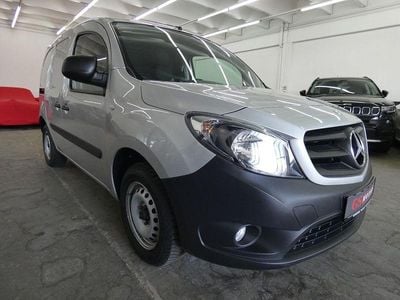 Mercedes Citan 111