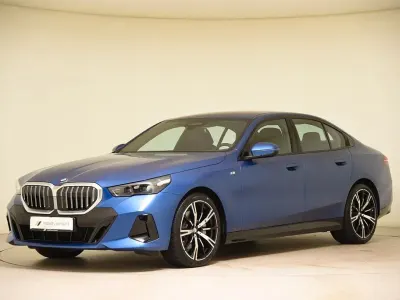 Gebraucht BMW 540 M Sport 286 PS (210 kW) 2025 Blau Limousine