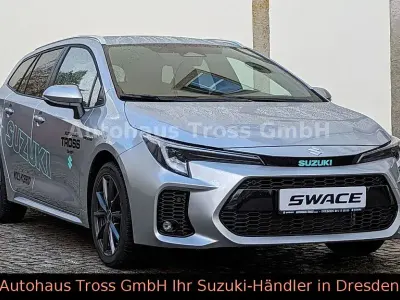 Gebraucht Suzuki Swace Comfort+ 139 PS (102 kW) 2023 Silber Kombi