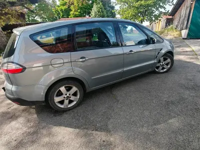 Gebraucht Ford S-MAX Titanium 140 PS (102 kW) 2008 Van / Kleinbus