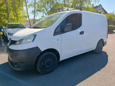 Gebraucht Nissan Evalia 90 PS (66 kW) 2015 Weiß Van / Kleinbus