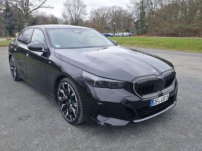 Gebraucht BMW 540 M Sport 303 PS (222 kW) 2025 Schwarz Limousine