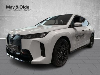 Neu BMW iX Sport Line 300 kW (408 PS) 2025 Dune grey metallic SUV