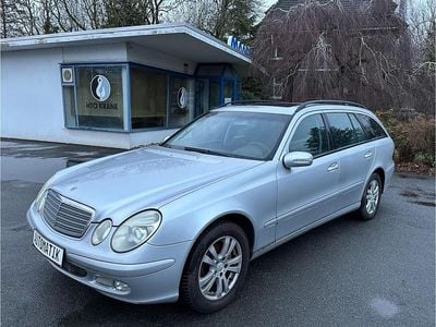 Gebraucht Mercedes E200 Classic 163 PS (119 kW) 2004 Silber Kombi