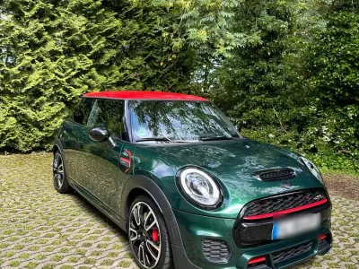 Gebraucht Mini John Cooper Works 231 PS (169 kW) 2017 Grün Kleinwagen