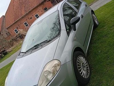 Second-hand Fiat Punto 75 CP (55 kW) 2006 Andere farben Hatchback