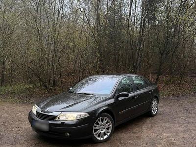 Usado Renault Laguna 163 HP (119 kW) 2003 Preto Coupé