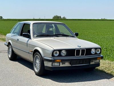 Second-hand BMW 325 122 CP (89 kW) 1986 Bej Coupe
