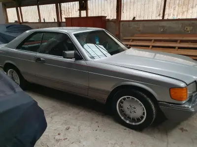 Używany Mercedes 560 242 KM (177 kW) 1986 Srebrny Coupe