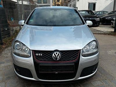 VW Golf V