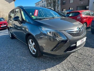 Gebraucht Opel Zafira Tourer Edition 131 PS (96 kW) 2012 Grau Van / Kleinbus