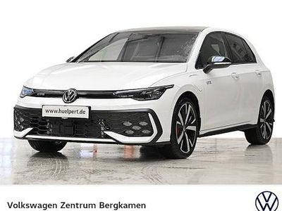 Oryxweiß perlmutteffekt Neu 2026 VW Golf GTE Limousine | 49.225 € (Teuer)