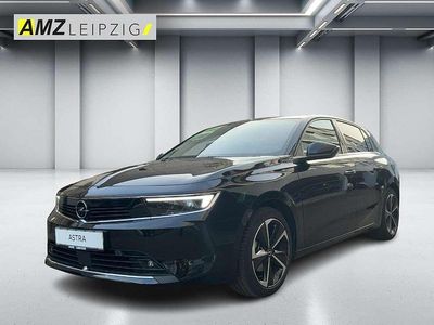 Diamant schwarz/karbon schwarz Gebraucht 2023 Opel Astra Elegance Limousine | 17.890 € (Guter Preis)