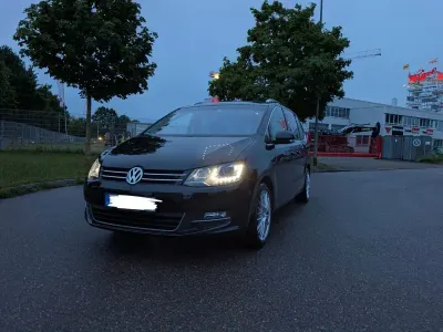 Gebraucht VW Sharan Highline 150 PS (110 kW) 2015 Schwarz Van / Kleinbus