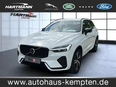 Używany Volvo XC60 R-Design 197 KM (144 kW) 2022 Biały SUV