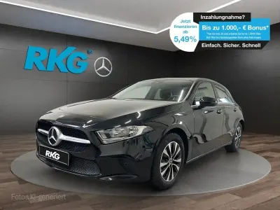 Gebraucht Mercedes A200 Style 163 PS (119 kW) 2022 Schwarz Limousine