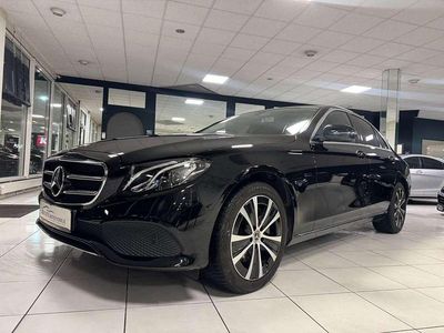 Gebraucht Mercedes E300 Avantgarde 320 PS (235 kW) 2019 Schwarz Limousine