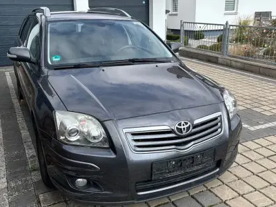 Gebraucht Toyota Avensis Travel 129 PS (94 kW) 2007 Grau Kombi